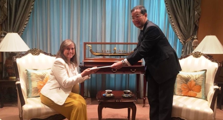 La Embajadora de Colombia, Ana María Prieto Abad, presentó copia de cartas credenciales ante autoridades del Ministerio de Asuntos Exteriores del Reino de Tailandia