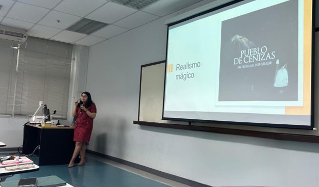 Estudiantes de la Facultad de Letras de la Sección de Español de la Universidad Chulalongkorn Créditos: Embajada de Colombia