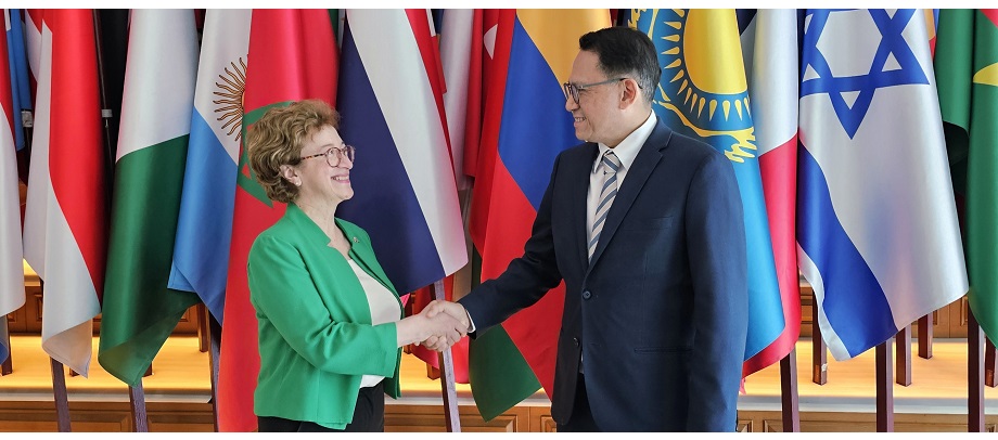 Embajadora Alicia Alfaro presentó copia de Cartas Credenciales ante autoridades del Ministerio de Relaciones Exteriores del Reino de Tailandia