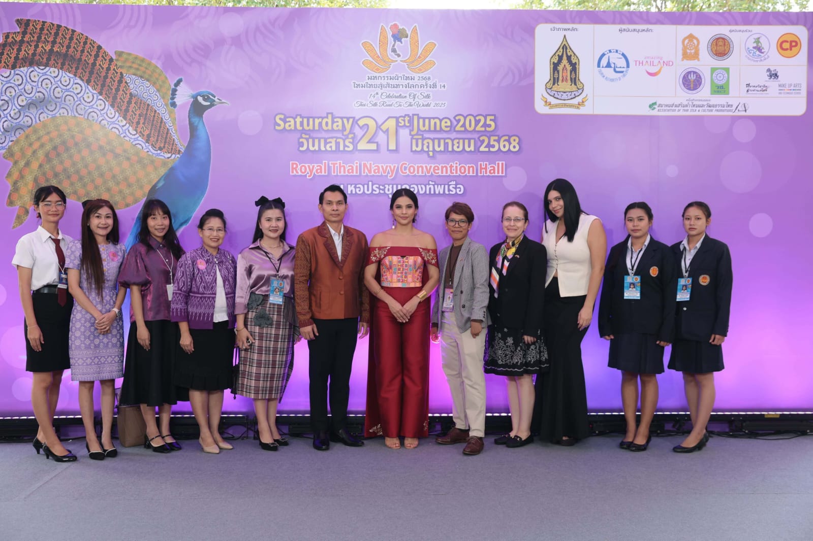 Embajada de Colombia en Tailandia participó en la XIV Celebración de la Seda Tailandesa