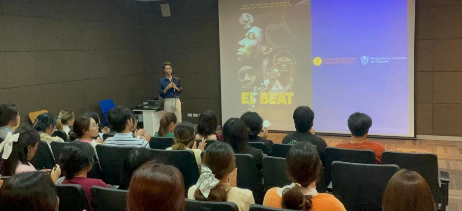 Embajada de Colombia proyectó el documental “El Beat” en la Universidad de Thammasat